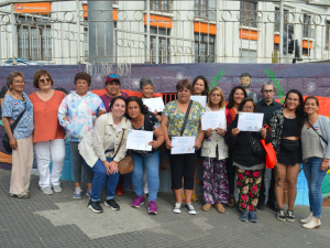 En San Antonio se inauguró emotivo mural en honor a encarnadoras