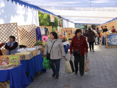 Novedoso regalos para el Día de la Madre en Feria de los Emprendedores