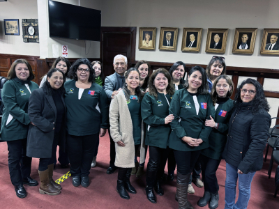 Directoras de jardines infantiles y salas cuna VTF participan en reunión de coordinación en el municipio   