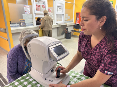 CESFAM Néstor Fernández Thomas realizó exitosa feria de salud que acercó la prevención a la comunidad de Llolleo Alto