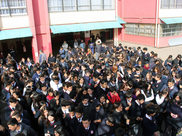 Llaman a matricularse en escuelas y liceos municipales