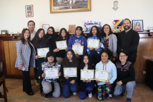 Niñas de la Escuela Padre André Coindre se lucen jugando fútbol