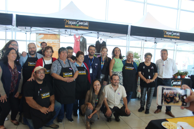 Alianza entre Municipio de San Antonio y Mall Arauco permitió la instalación del Mercado Campesino Riberas del Maipo