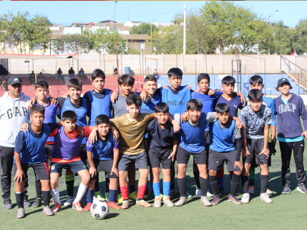 Equipo sub-14  que representará a San Antonio se prepara con todo para Torneo Nacional de Escuelas de Fútbol