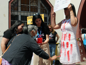 Casa de la Mujer realiza intervención en contra de la violencia de género