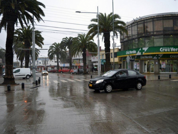 Fuertes vientos y un total de 9.5 milímetros de lluvia caída en San Antonio en las últimas horas