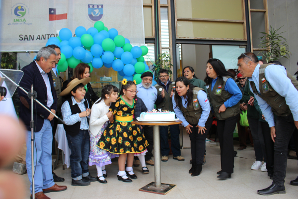 Estudiantes de la comuna se lucieron en feria científica en el Museo de San Antonio