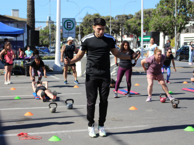 Vecinos despiden este 2021 con actividad física al aire libre