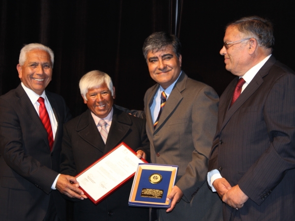 Ciudadano Distinguido y Personaje T&iacute;pico, reconocimiento merecido