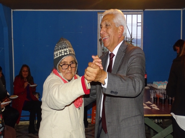 Con una emotiva obra de teatro celebran el día de la madre en población Villa El Mirador del Carmen