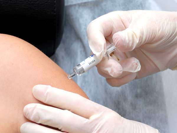 Llaman a j&oacute;venes a vacunarse contra el sarampi&oacute;n