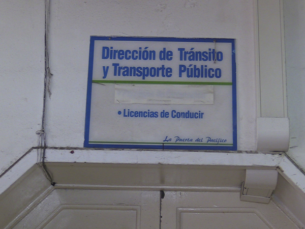 Municipio suspende atención en oficina de Tránsito por casos activos de COVID