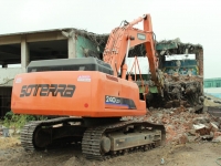Se dio Inicio a las Faenas de Demolici&oacute;n de la ex escuela 1