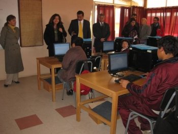 Seremi de Educaci&oacute;n entrega recursos a seis establecimientos municipales