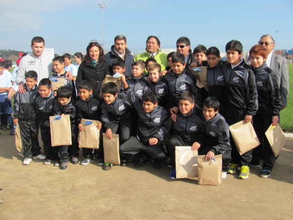 Municipio de San Antonio se la juega por el f&uacute;tbol juvenil